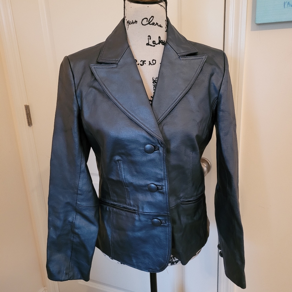 Bernardo Leather Jacket size Small